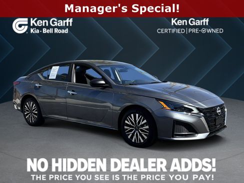 Used 2025 Nissan Altima 2.5 SV FWD image 1
