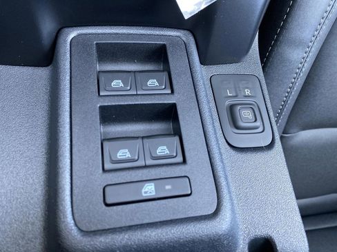 New 2025 Ford Bronco Badlands image 33