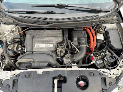 Used 2013 Honda Civic Hybrid Sedan image 24