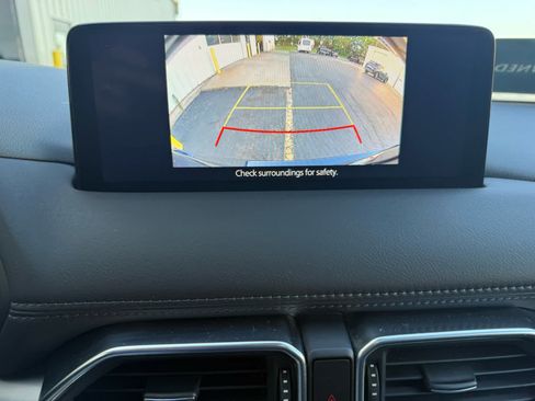 Used 2025 MAZDA CX-5 AWD 2.5 S w/ Preferred Package image 16