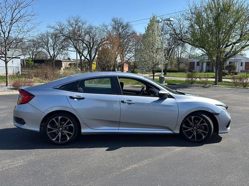 Used 2020 Honda Civic Sport image 11