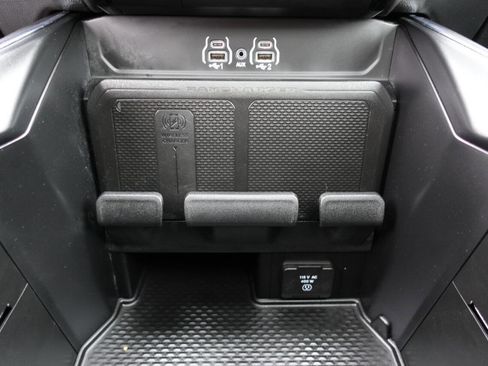 Used 2025 RAM 1500 Laramie w/ Sport Appearance Package AWD/4WD image 46