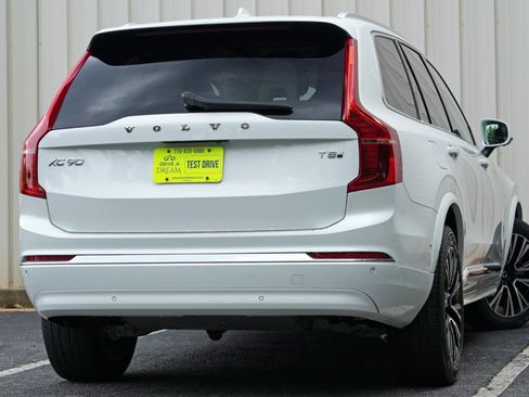Used 2025 Volvo XC90 T8 Plus AWD/4WD image 5