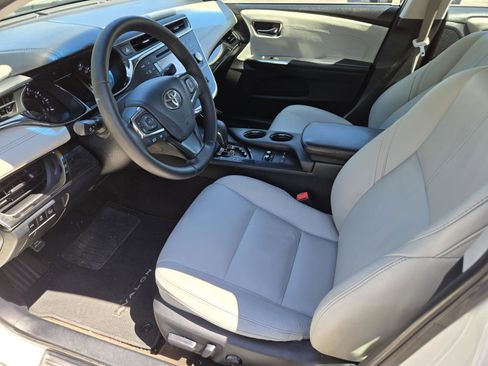 Used 2014 Toyota Avalon XLE Touring FWD image 14