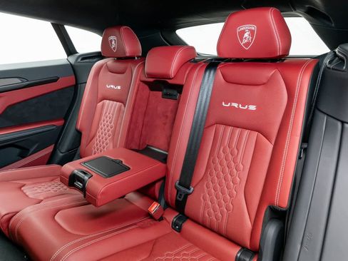 Used 2023 Lamborghini Urus S image 68