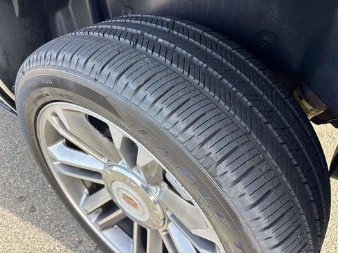 Used 2014 Cadillac Escalade Premium image 8