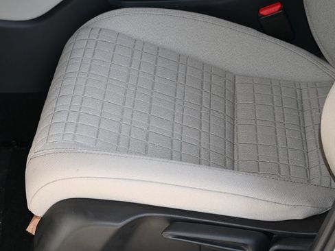 New 2026 Honda HR-V LX image 10