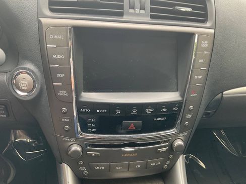 Used 2011 Lexus IS 250 w/ Premium Pkg Value Edition RWD image 18