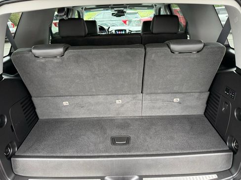 Used 2019 Chevrolet Tahoe LT image 18