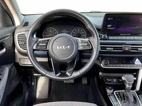 Used 2022 Kia Soul S image 5