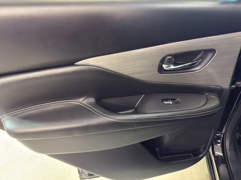 Used 2018 Nissan Murano SL w/ Moonroof Package AWD/4WD image 29