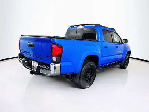 Used 2021 Toyota Tacoma SR5 w/ Blackout Package (TMS) image 10