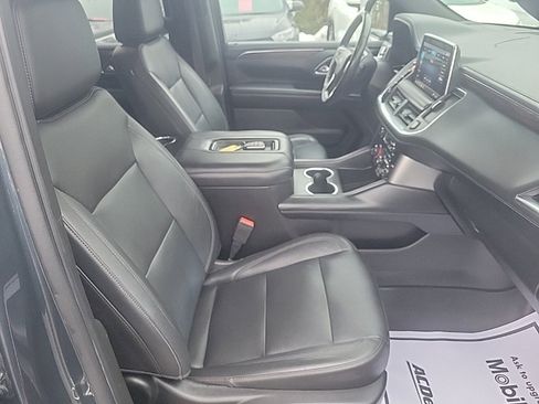 Used 2021 Chevrolet Tahoe LT w/ LT Signature Package image 32