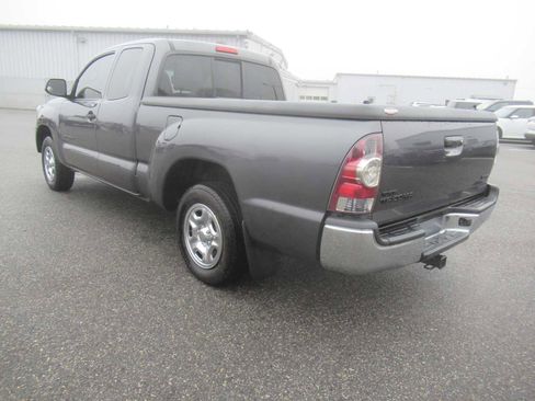 Used 2012 Toyota Tacoma 2WD Access Cab w/ SR5 Pkg image 7