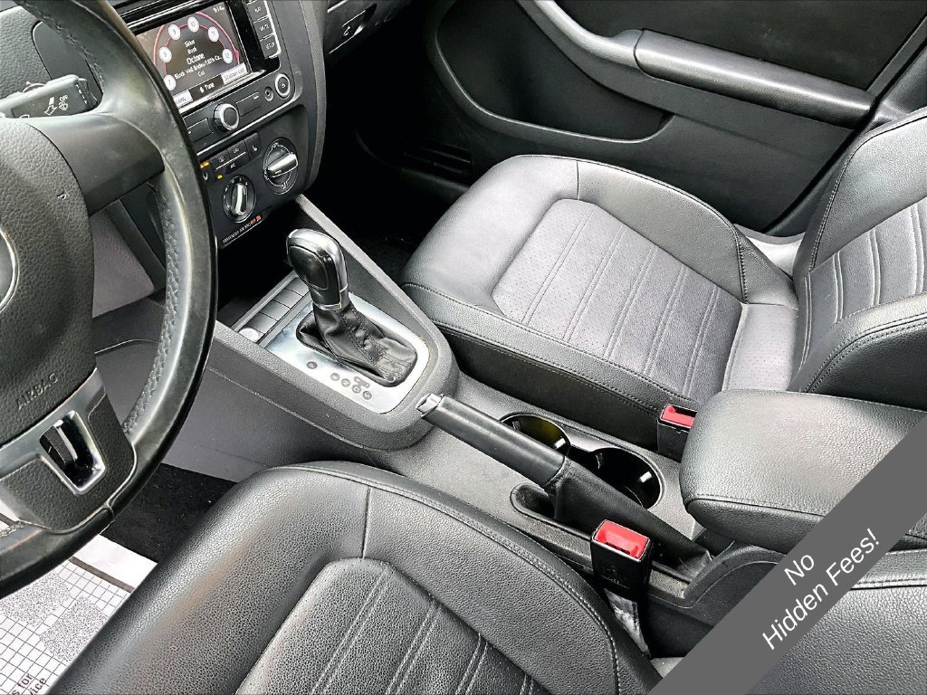 Used 2013 Volkswagen Jetta SEL FWD image 12
