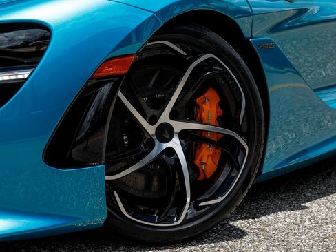 Used 2025 McLaren 750S RWD image 40