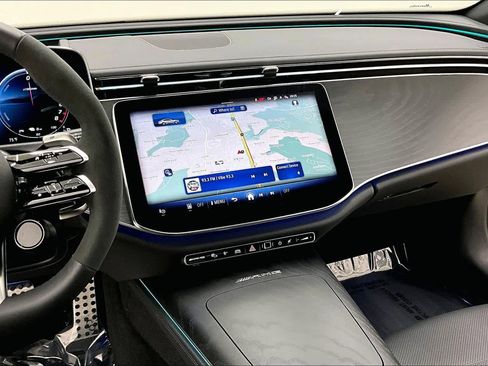 Used 2026 Mercedes-Benz E 53 AMG e 4MATIC Sedan image 7