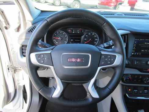 Used 2018 GMC Terrain SLE w/ Driver Convenience Package image 18