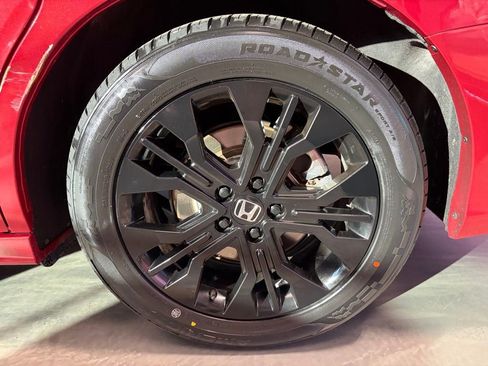 Used 2025 Honda Odyssey Sport-L image 26