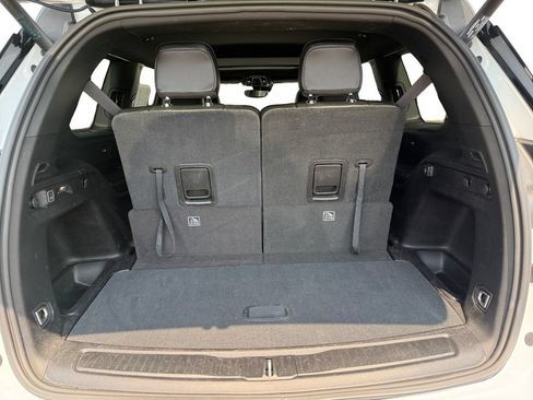 Used 2023 Jeep Grand Cherokee L Laredo AWD/4WD image 29