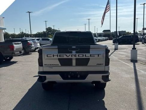 Used 2020 Chevrolet Silverado 1500 RST w/ Rally Edition AWD/4WD image 6