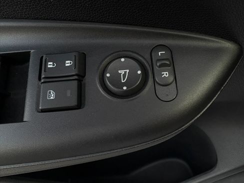 Used 2015 Honda Fit EX image 33