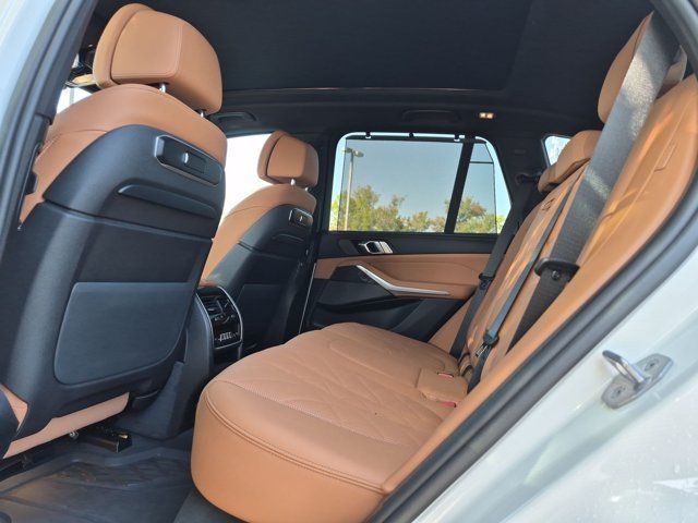 Certified 2025 BMW X5 M60i AWD/4WD image 13
