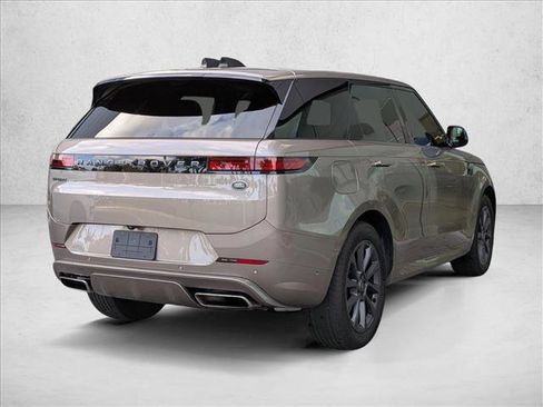 Used 2023 Land Rover Range Rover Sport SE Dynamic image 5