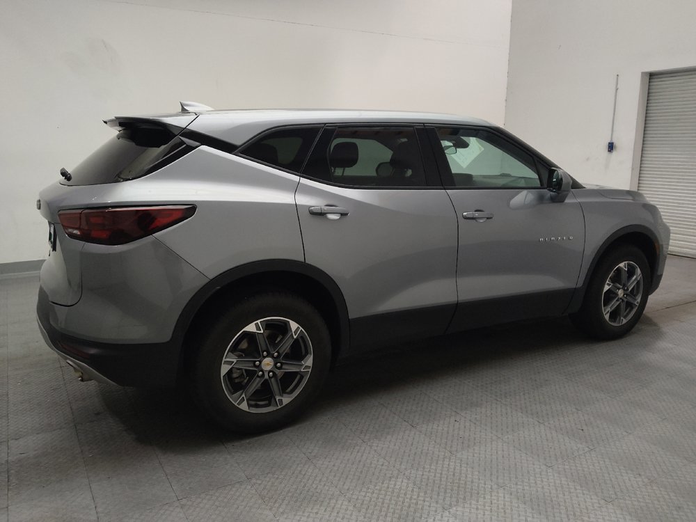 Used 2025 Chevrolet Blazer LT AWD/4WD image 10