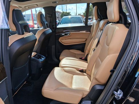 Used 2016 Volvo XC90 T6 Momentum w/ Protection Package Plus AWD/4WD image 11