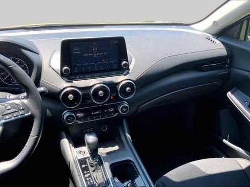 Used 2020 Nissan Sentra SV FWD image 7