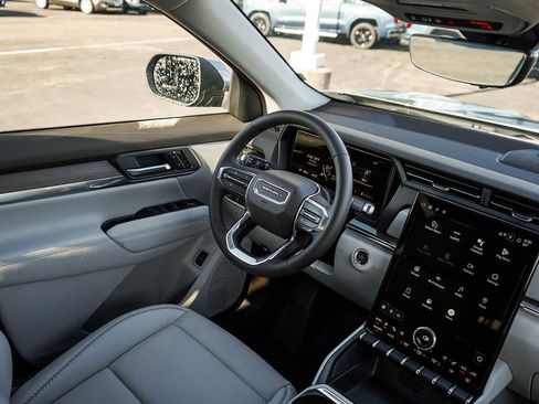 New 2026 GMC Terrain Denali w/ LPO, Floor Liner Package image 14