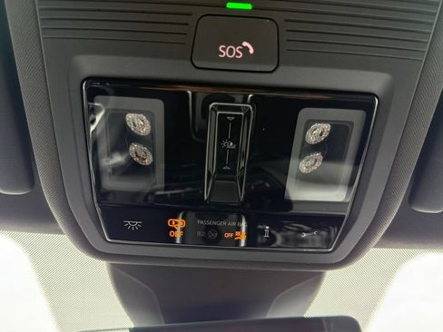 Used 2023 Volkswagen ID.4 Pro RWD image 19