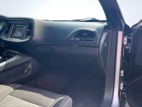 Used 2015 Dodge Challenger SXT RWD image 25
