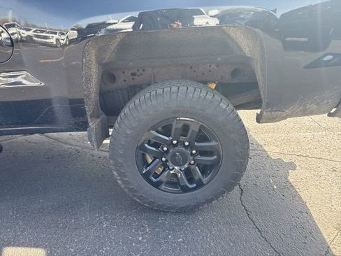 Used 2016 Chevrolet Silverado 2500 LT w/ Midnight Edition image 7