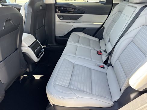 New 2026 Lincoln Nautilus Reserve image 17