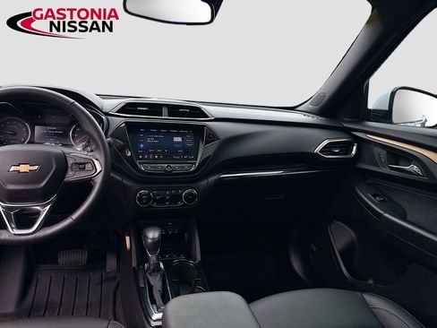 Used 2023 Chevrolet TrailBlazer ACTIV w/ Sun and Liftgate Package image 31