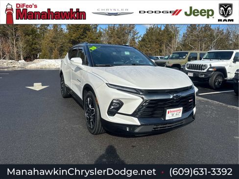 Used 2023 Chevrolet Blazer RS w/ Driver Confidence II Package image 1