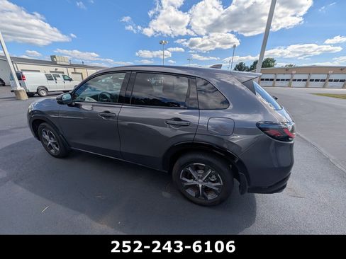 Used 2025 Honda HR-V EX-L image 6