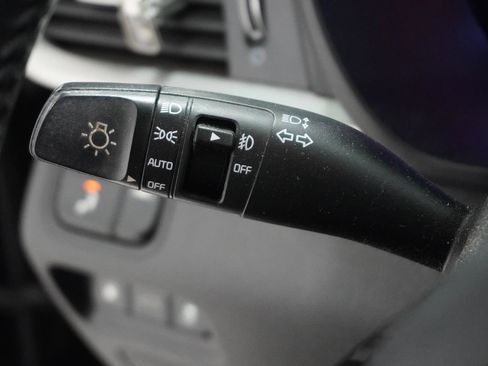 Used 2020 Kia Optima S FWD image 19