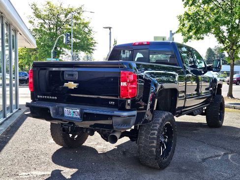 Used 2018 Chevrolet Silverado 2500 LTZ w/ Duramax Plus Package AWD/4WD image 2