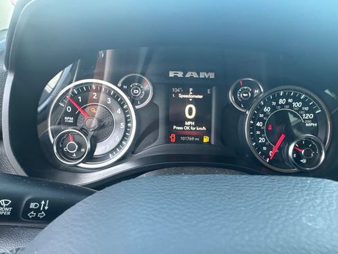 Used 2019 RAM 1500 Big Horn AWD/4WD image 15