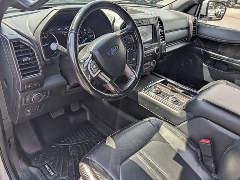 Used 2021 Ford Expedition Max Limited AWD/4WD image 17