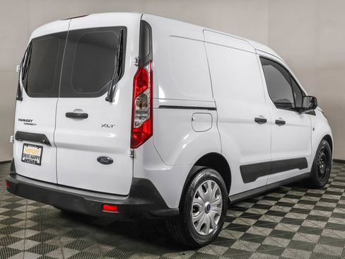 Used 2022 Ford Transit Connect XLT image 14