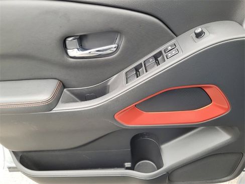 Used 2023 Nissan Frontier PRO-4X w/ Pro Convenience Package image 24