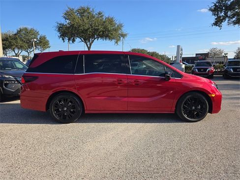 Used 2025 Honda Odyssey Sport-L image 9