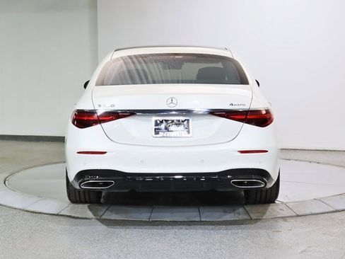 Used 2023 Mercedes-Benz S 580 4MATIC Sedan w/ AMG Line image 17