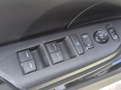 Used 2020 Honda Civic LX image 30