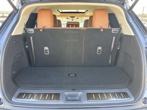 Used 2023 INFINITI QX60 Sensory w/ Vision Package image 8