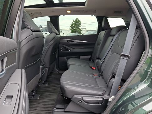 Certified 2026 INFINITI QX60 Luxe w/ Cargo Package AWD/4WD image 10